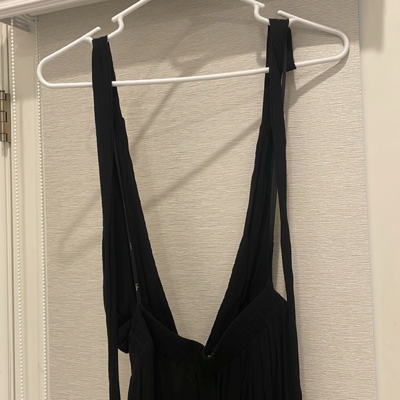 BRAND NEW LULUS BLACK ROMPER. Size : Small. Worn once - Picture 7 of 10